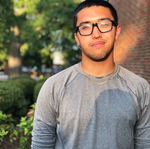 Meet your Posher, Chris - Picture 1 of 1